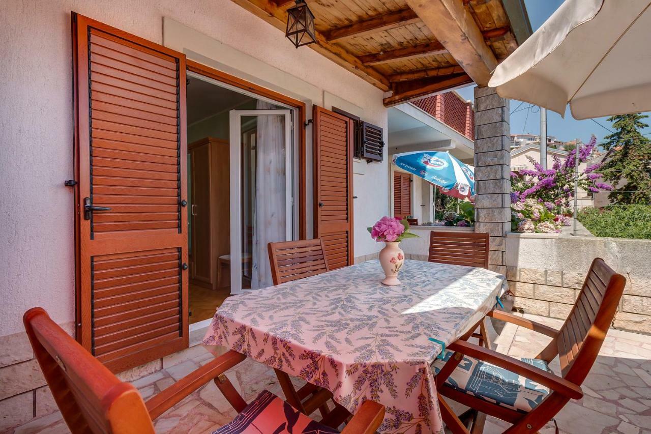 Bugenvilia Mali Lošinj Dış mekan fotoğraf